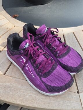 Altra Escalante Women's Purple Athletic Running Shoes